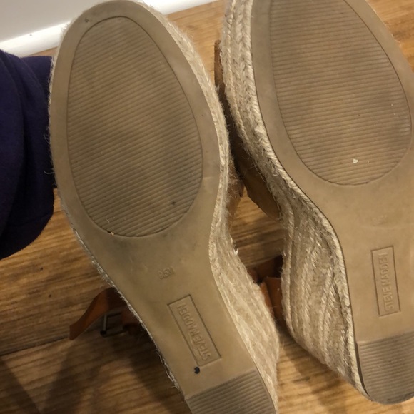 Steve Madden wedge sandals - Picture 3 of 3